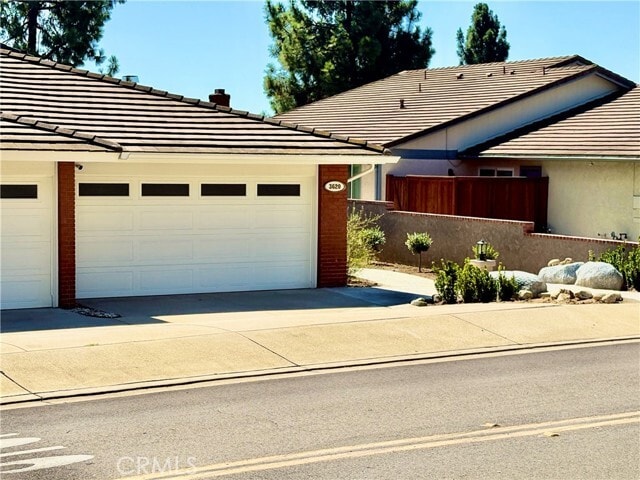 Building Photo - 3620 Windsong Cir