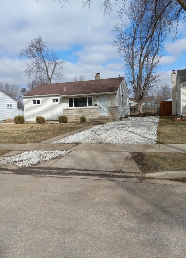 Building Photo - 2309 Union Ave