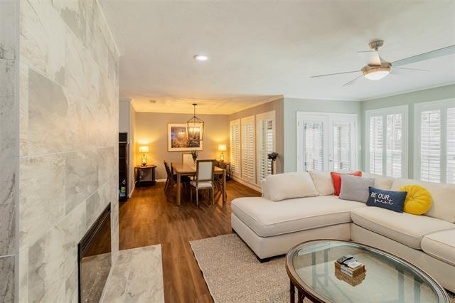 Building Photo - 3000 Townbluff Dr