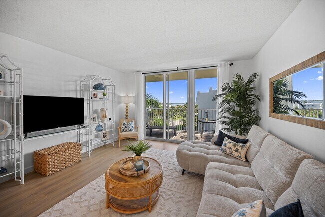 Building Photo - 3540 S Ocean Blvd