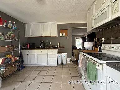 Building Photo - 5 W Sorrento St