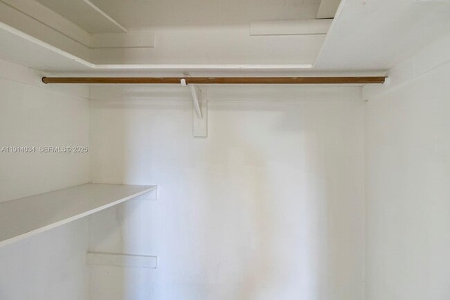 Building Photo - 7875 SW 12th St