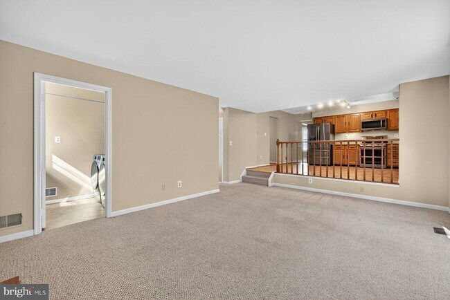 Building Photo - 8537 Hooes Rd