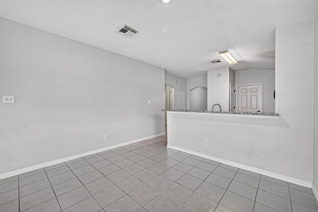 Building Photo - 10907 Barker Gate Ct