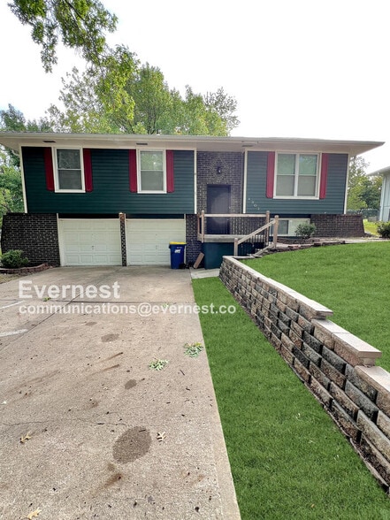 Primary Photo - 1303 Michele Dr