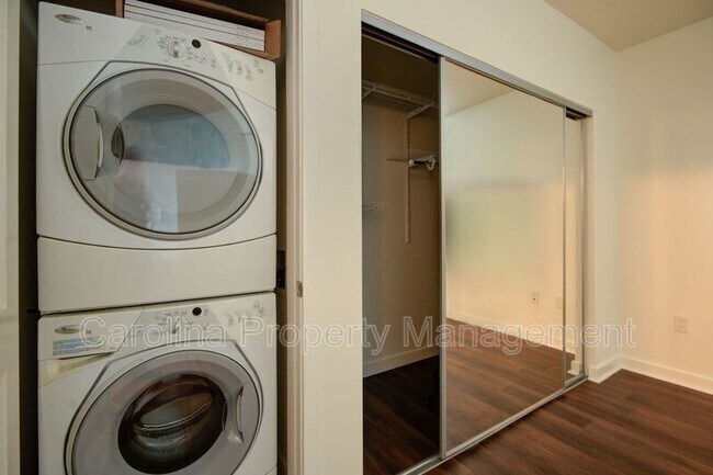 Building Photo - 210 N Church St