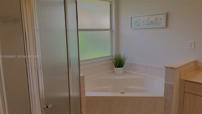 Building Photo - 165 Cypress Trce