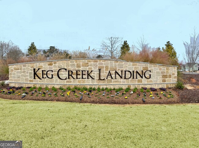 Building Photo - 190 Redhaven Dr