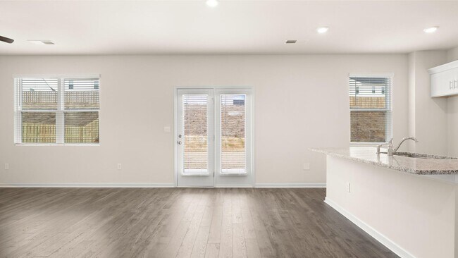 Building Photo - 4 Bedroom 2.5 Bath in Grovetown