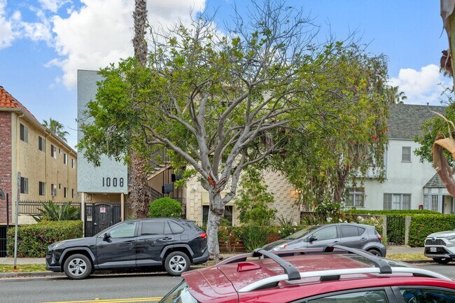 Building Photo - 1008 7th St