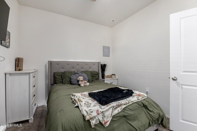 Building Photo - 24456 W Hacienda Ave