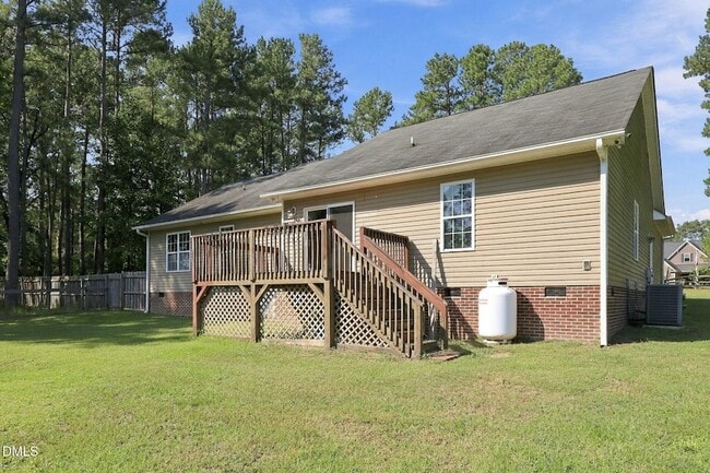 Building Photo - 570 Buchanan Rd