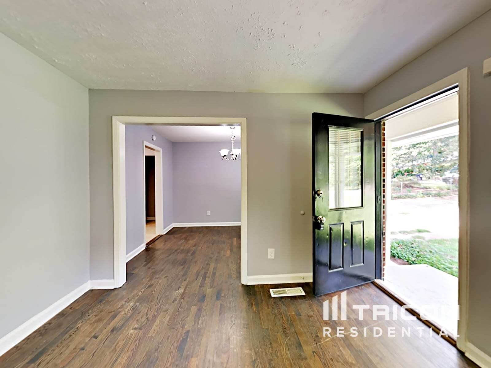 Building Photo - 4956 Sweet Valley Rd SW