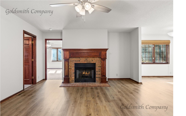 Building Photo - 208 Yellow Poplar Ct