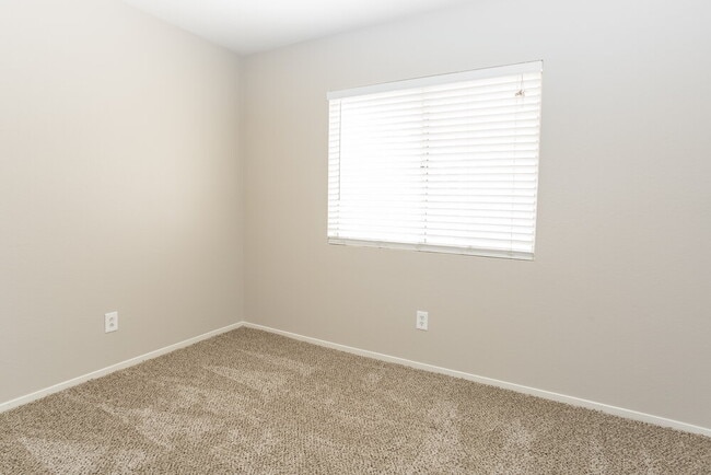 Building Photo - 4617 Rachel Ann
