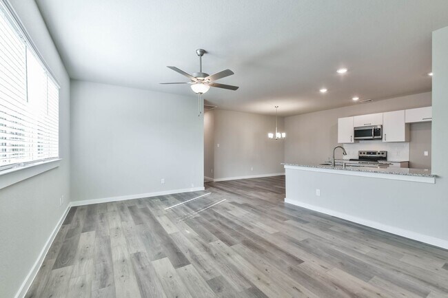 Building Photo - High Ceilings, Low Maintenance -Say Hello ...