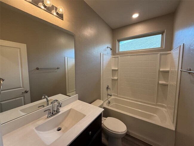 Building Photo - 14812 Turner Fls Rd