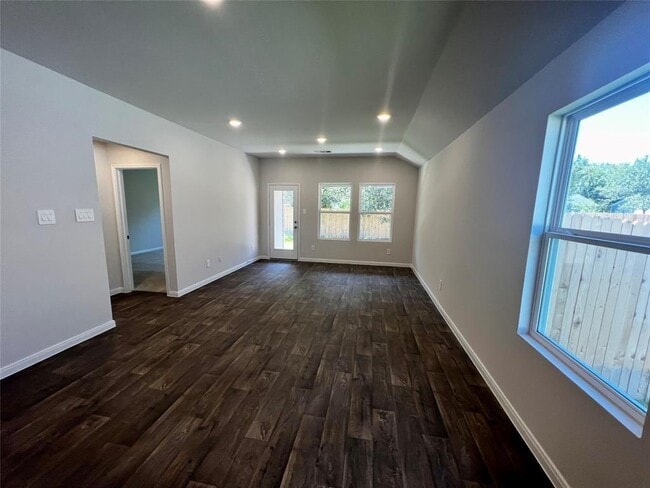 Building Photo - 1337 Camden Ln
