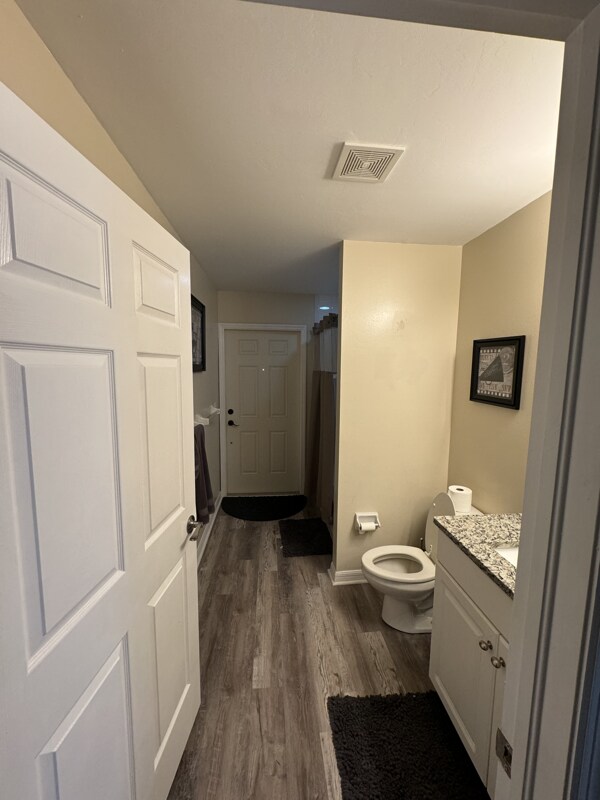 Building Photo - 2173 Grandview Dr