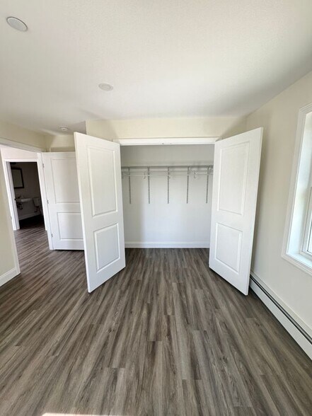 Building Photo - 199 Rte 13