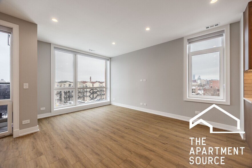 Building Photo - 2351 W Flournoy St