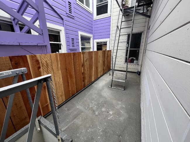 Building Photo - 3351 Cesar Chavez St