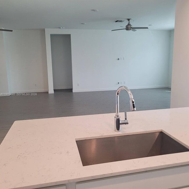 Building Photo - 1200 Sterling Pine Pl