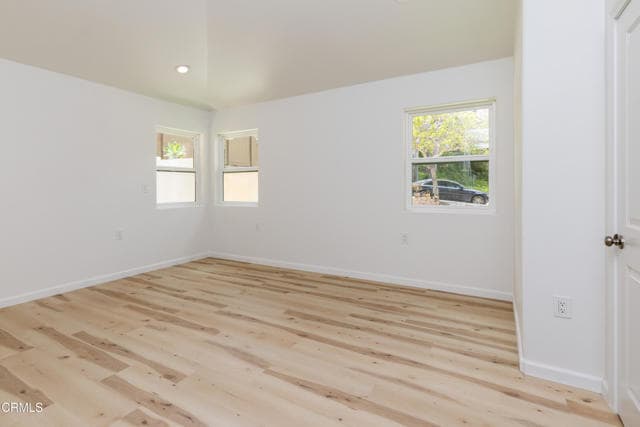 Building Photo - 661 Kickapoo Dr