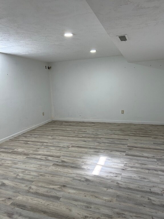 Building Photo - 3 Gooseneck Ln