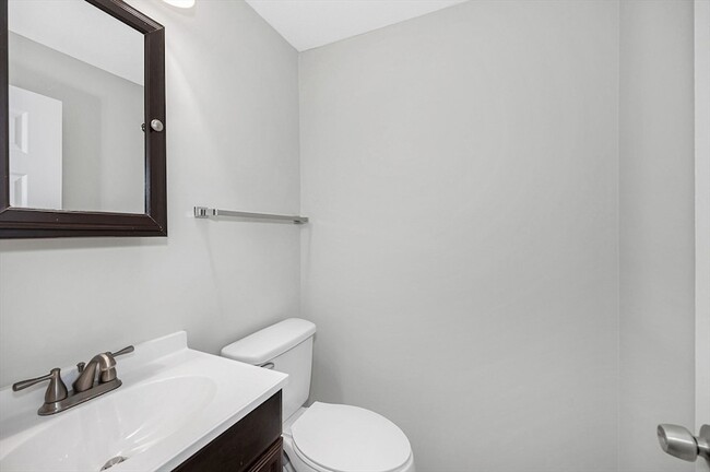 Building Photo - 1431 Pawtucket Blvd