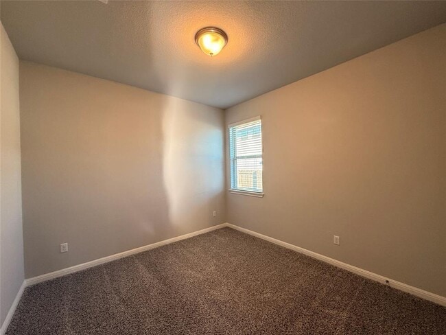 Building Photo - 2713 Brushwood Mdw