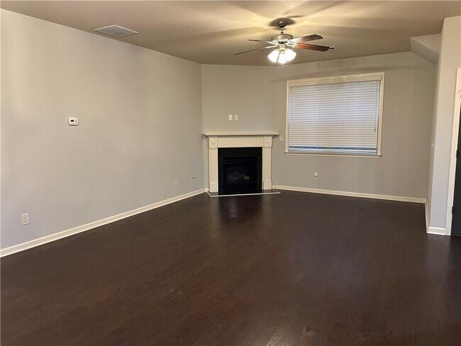 Building Photo - 4441 Lassen Ct