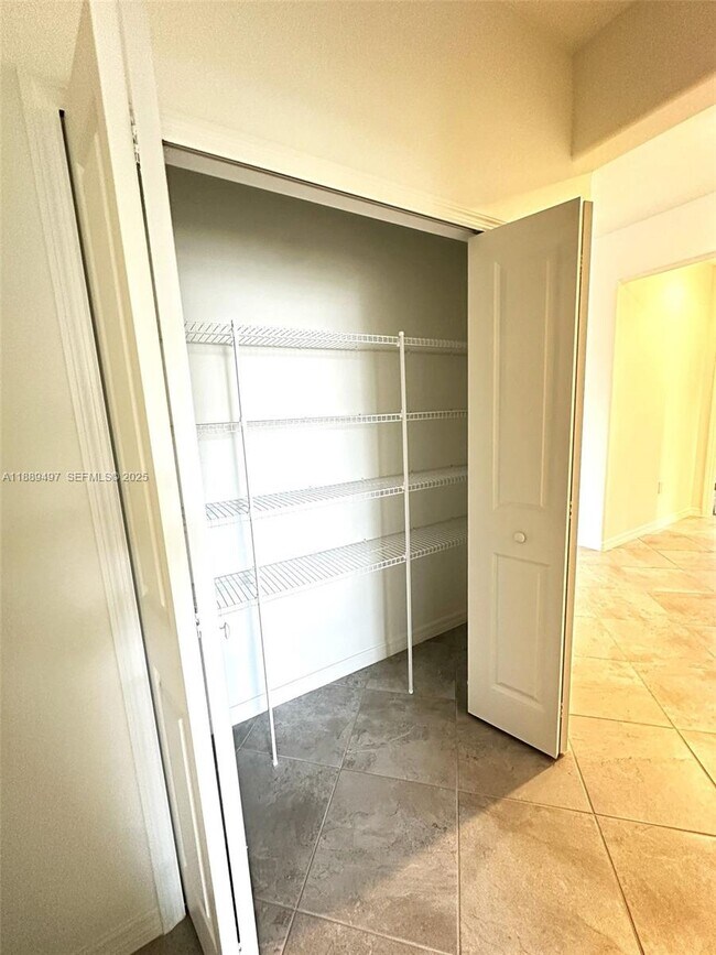 Building Photo - 15004 Palamos Cir