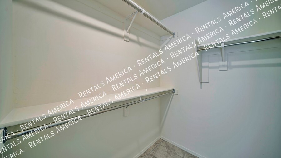 Building Photo - 8803 E Stone Meadow Cir