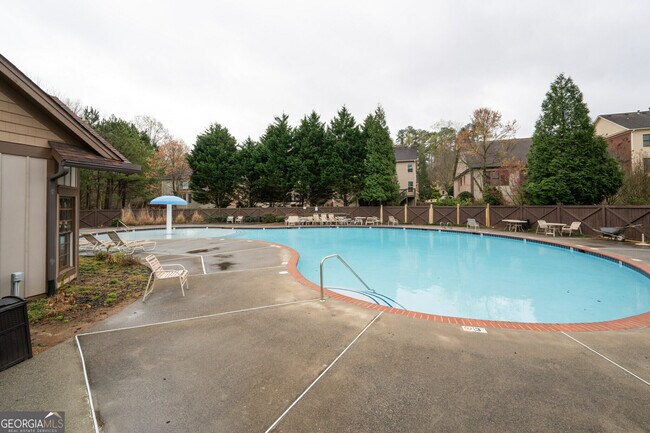 Building Photo - 3393 Willow Glen Trail