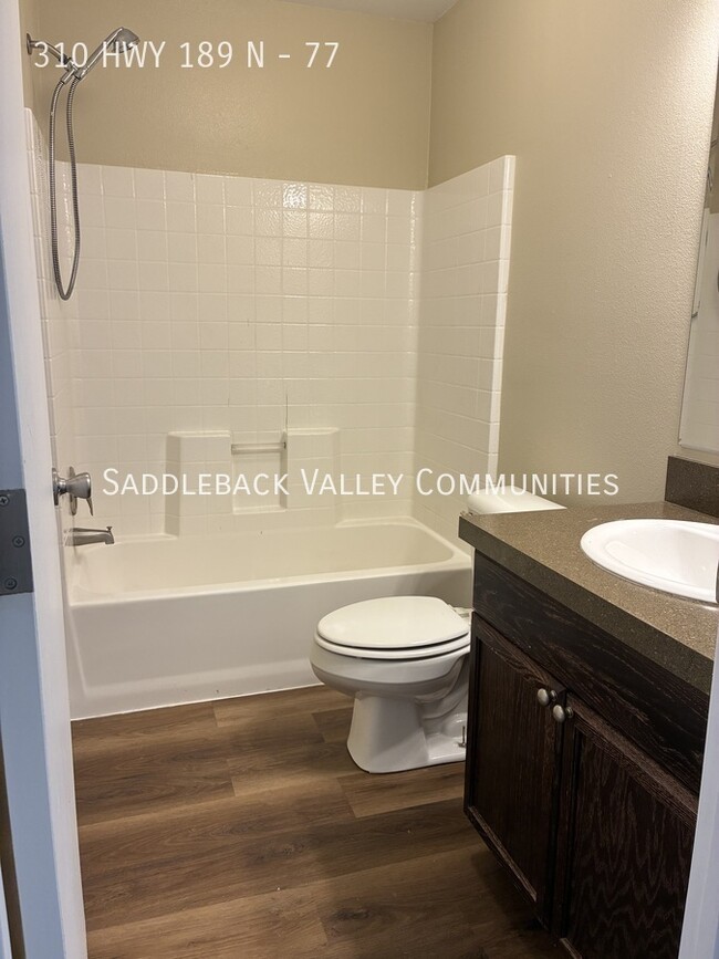 Building Photo - 310 HWY 189