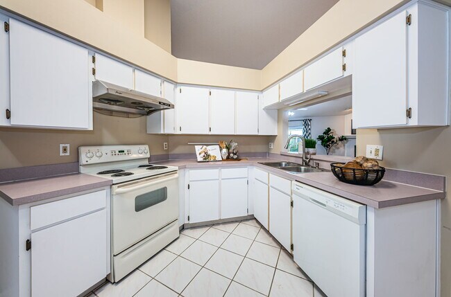 Building Photo - 11502 Glenmont Dr