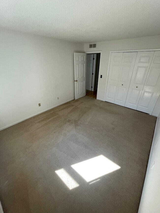 Building Photo - 5084 Harbor Oak Dr