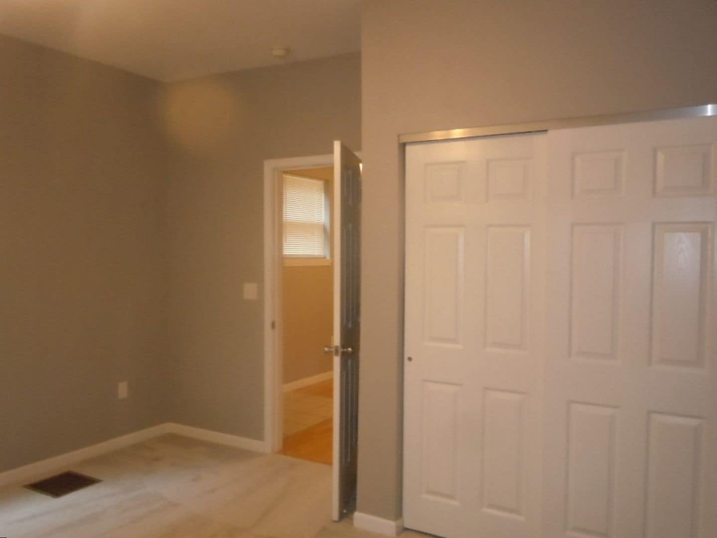 Building Photo - 455 Hoehn St