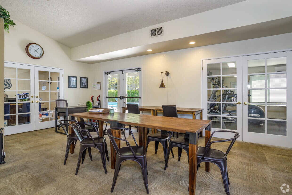 The Arbors Davis Ca Apartment Finder