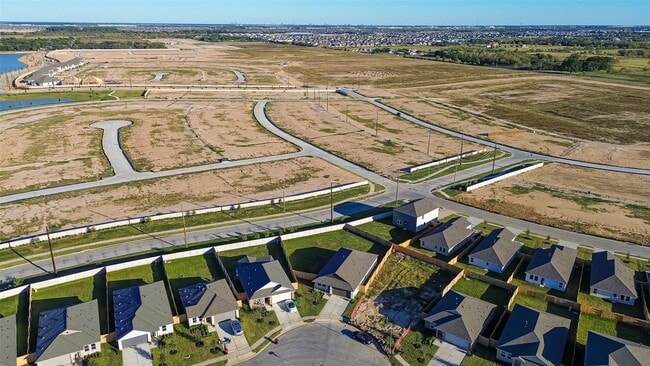 Building Photo - 26703 Willow Ln