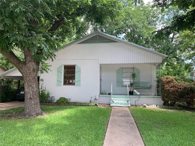 Building Photo - 1500 Ullrich Ave