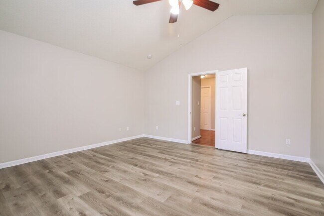 Building Photo - 1461 Smokey Mountain Dr