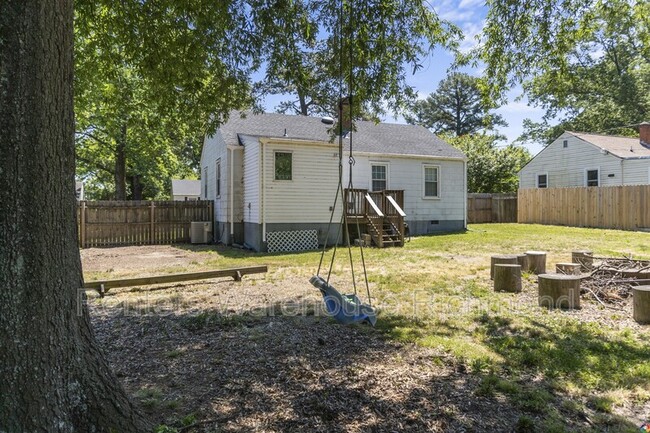 Building Photo - 1516 Fort Hill Dr