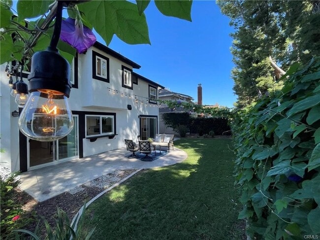 Building Photo - 27 Bluecoat