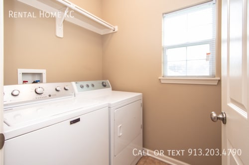 Building Photo - 2100 N 114th St