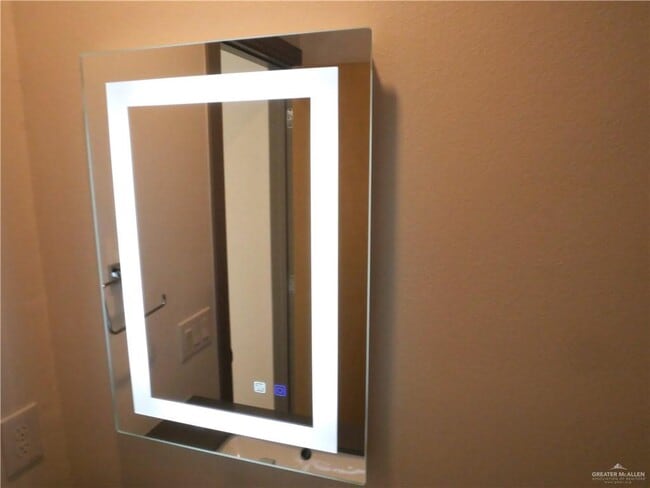 Building Photo - 23 East St