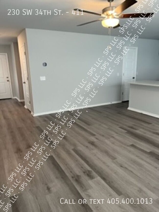 Building Photo - 230 SW 34th St