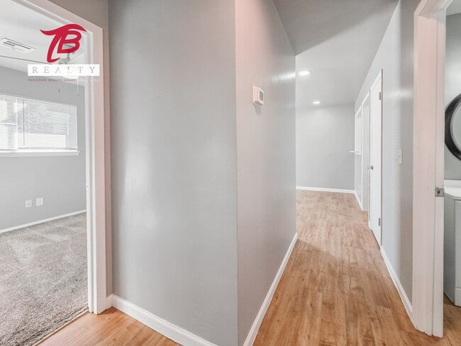 Building Photo - 7101 NW 20th St