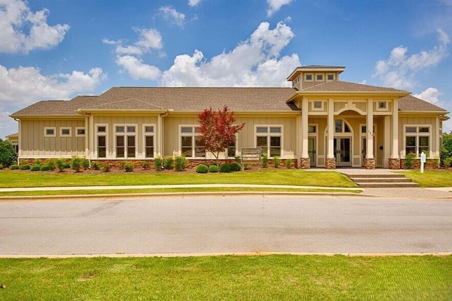 Building Photo - 107 Delilah Ln